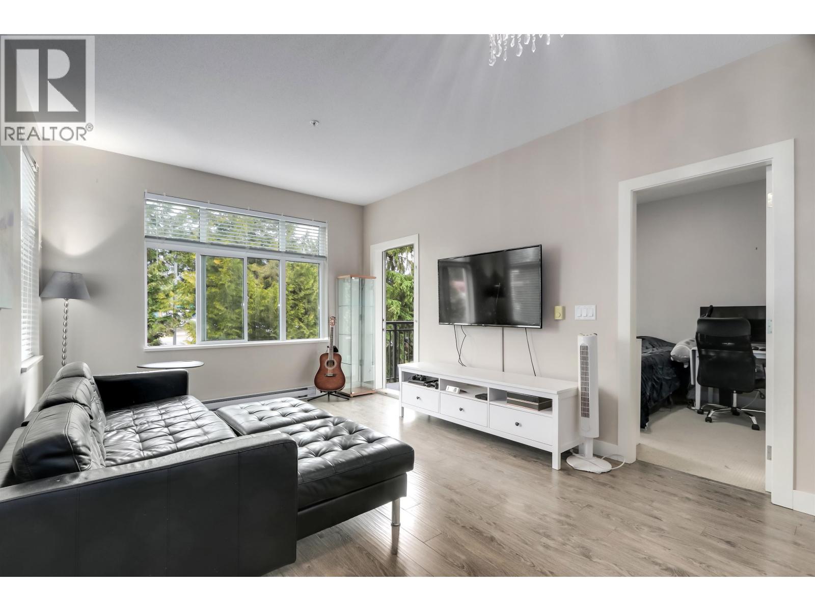 2308 963 Charland Avenue, Coquitlam, British Columbia  V3K 0E2 - Photo 3 - R3125576