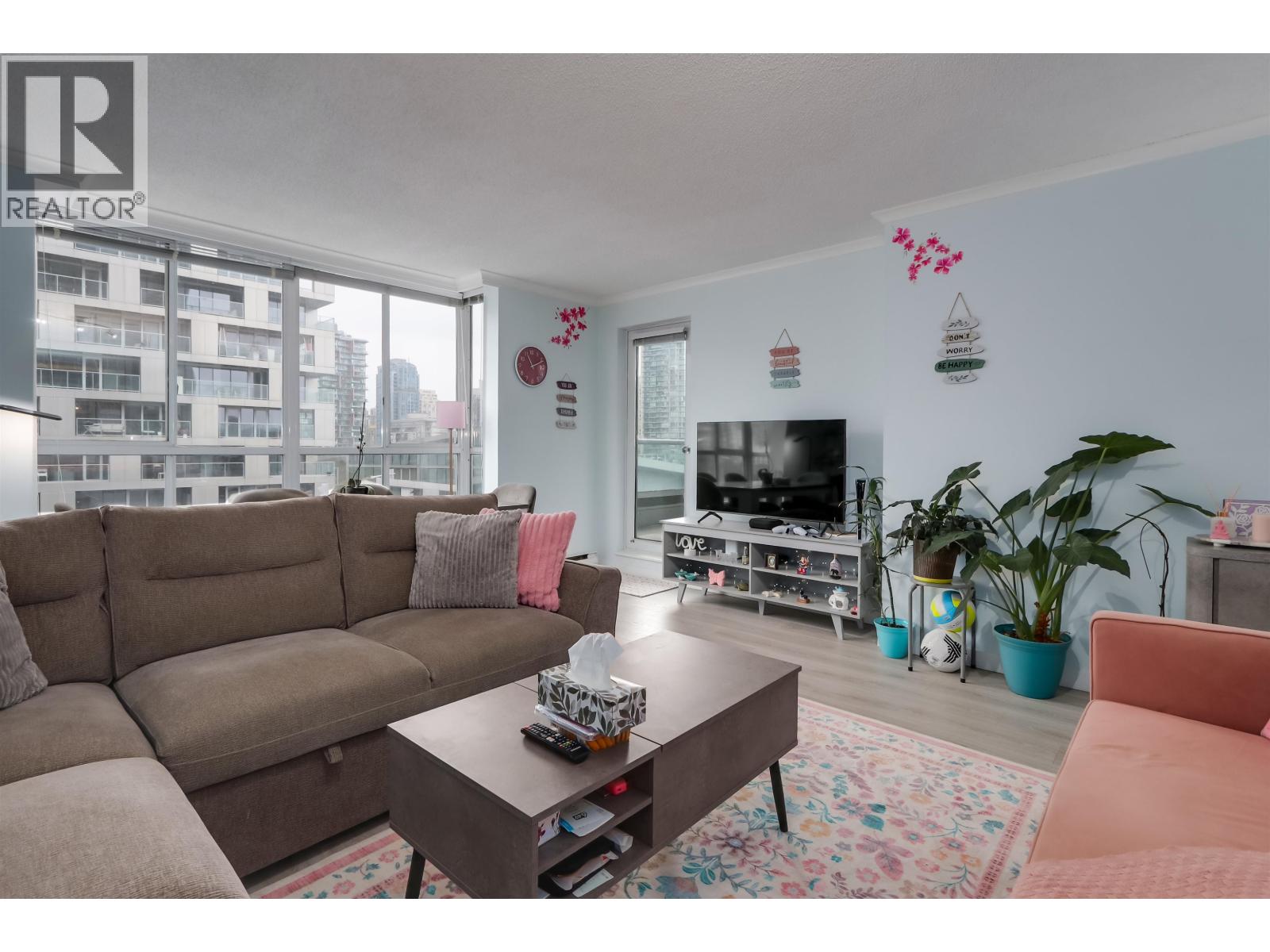 1401 1500 Howe Street, Vancouver, British Columbia  V6Z 2N1 - Photo 3 - R3125579