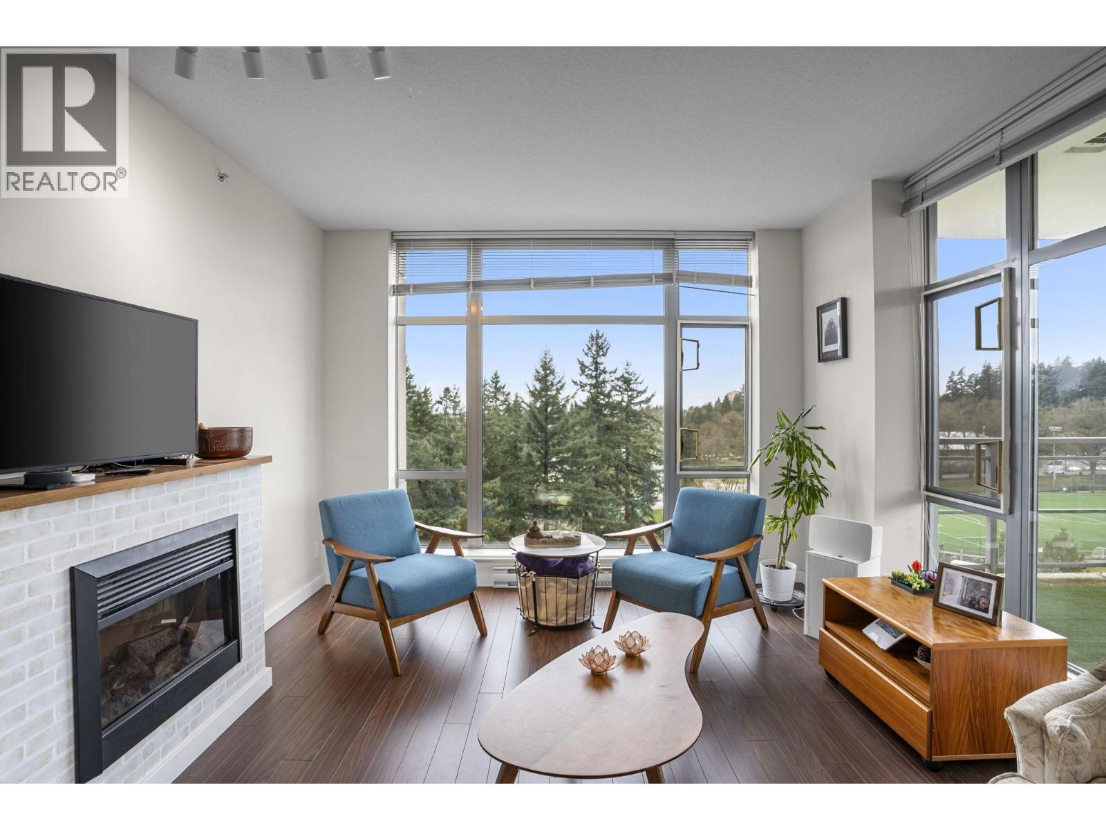 1908 280 Ross Drive, New Westminster, British Columbia  V3L 0C2 - Photo 3 - R3125590