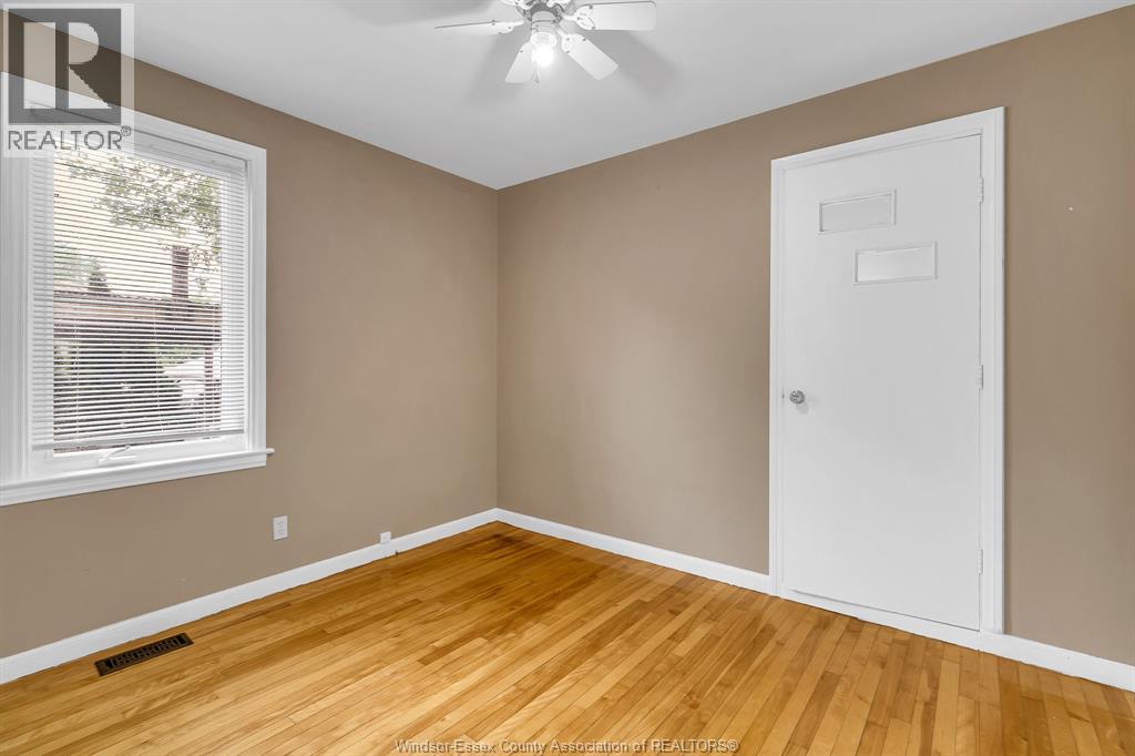 3736 Vaughan, Windsor, Ontario N9C 1Z5 - Photo 13 - 26011622