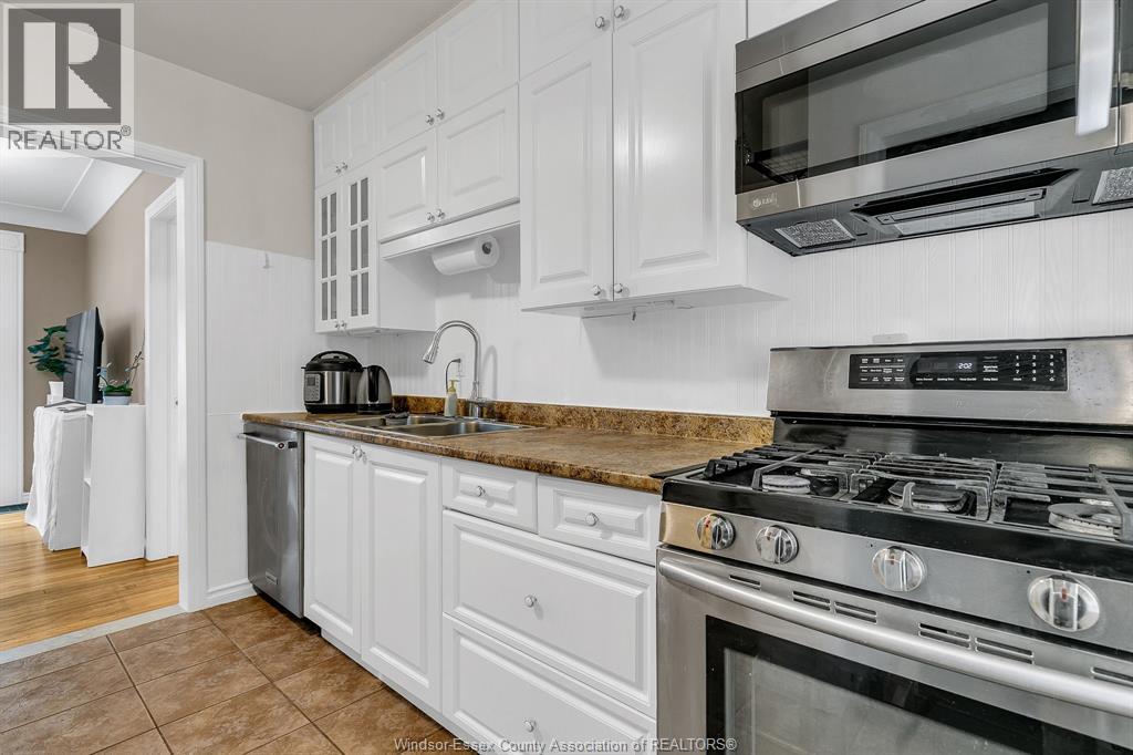 3736 Vaughan, Windsor, Ontario N9C 1Z5 - Photo 10 - 26011622