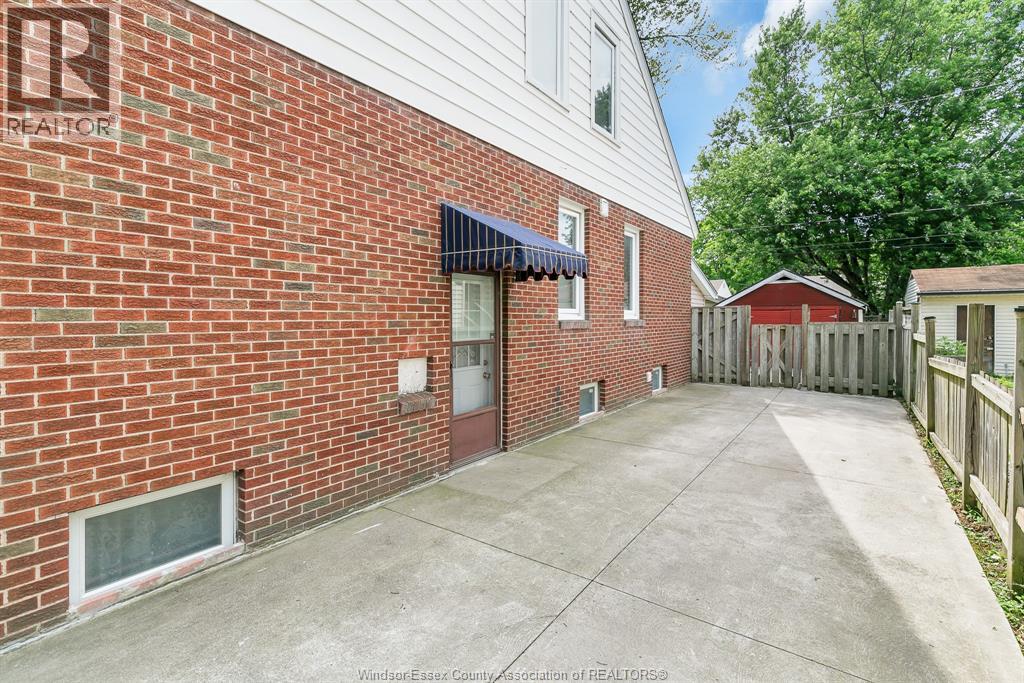 3736 Vaughan, Windsor, Ontario N9C 1Z5 - Photo 31 - 26011622