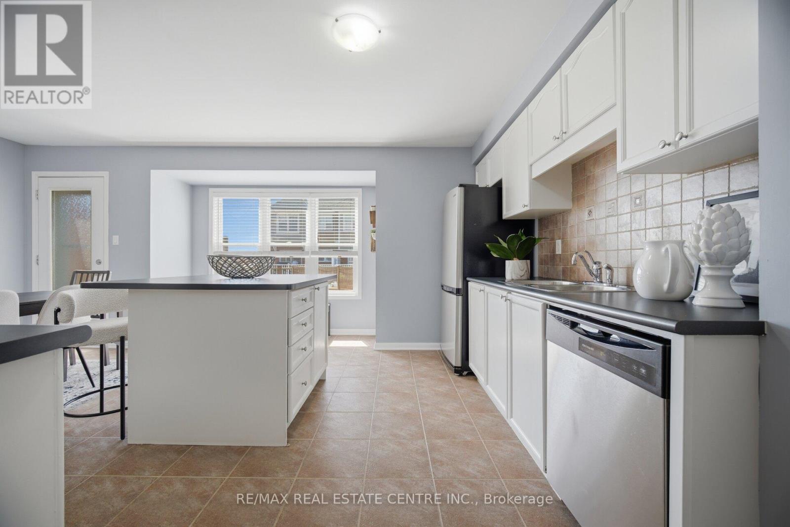 680 Mceastern Path, Milton, Ontario L9T 0G4 - Photo 27 - W13083696