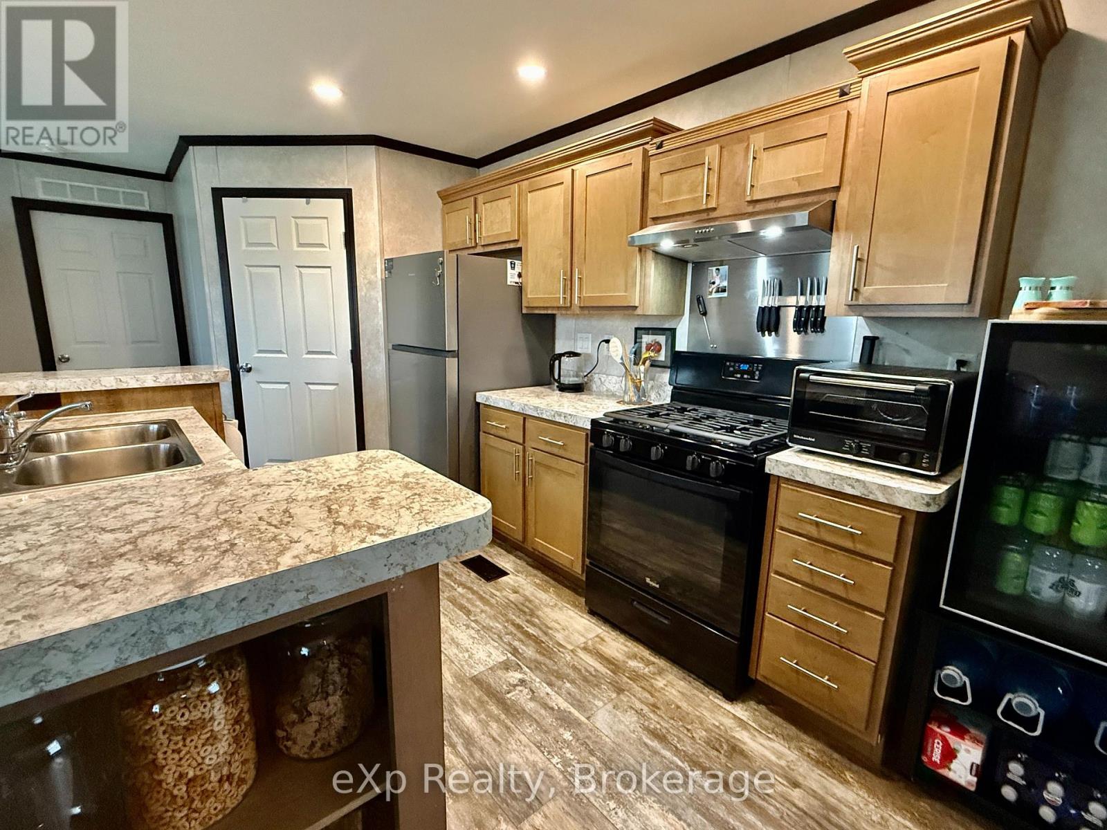 35 Dove Road, Brockton, Ontario N0G 2V0 - Photo 8 - X13150534