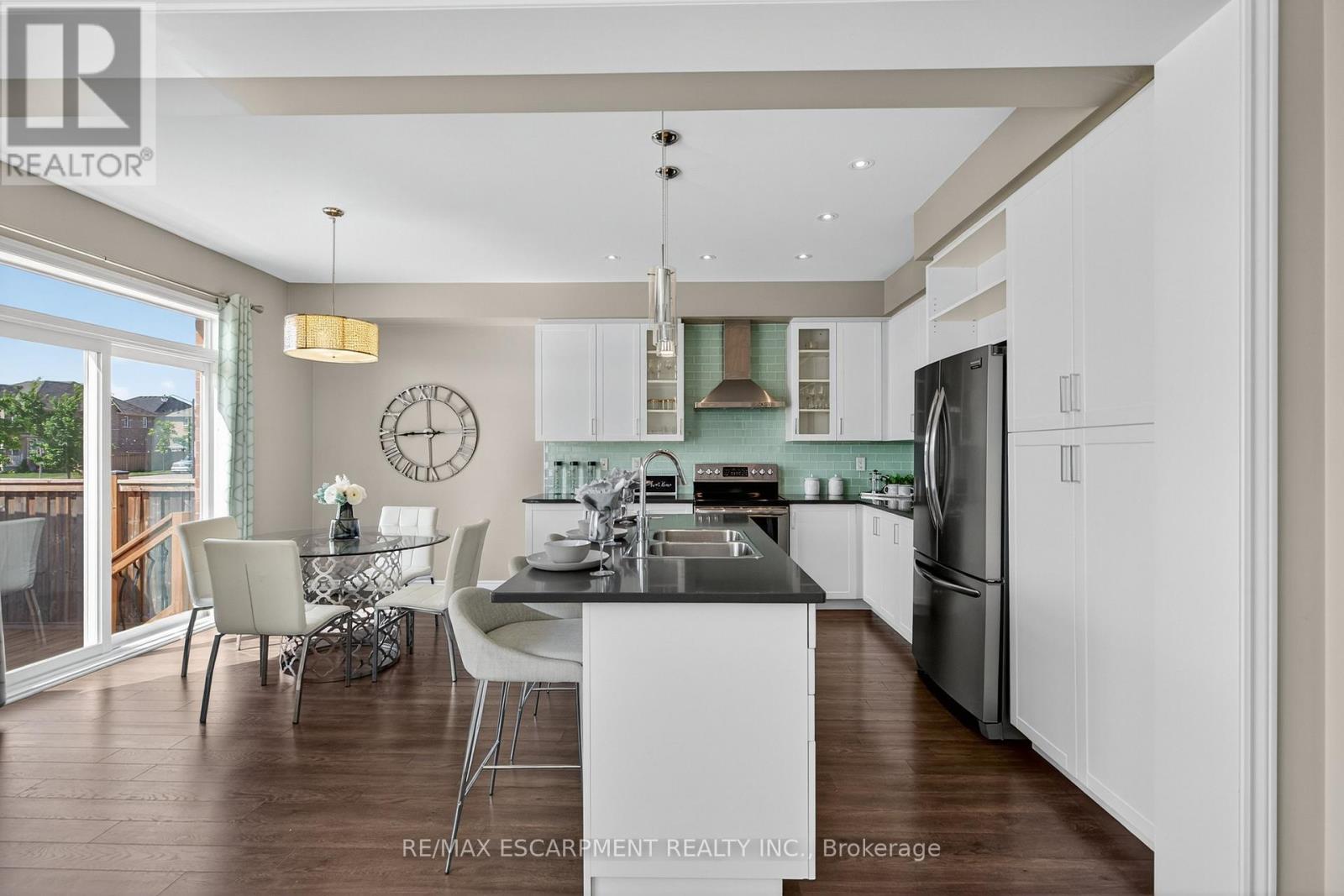279 Voyager Pass, Hamilton, Ontario  L0R 1C0 - Photo 8 - X13003066