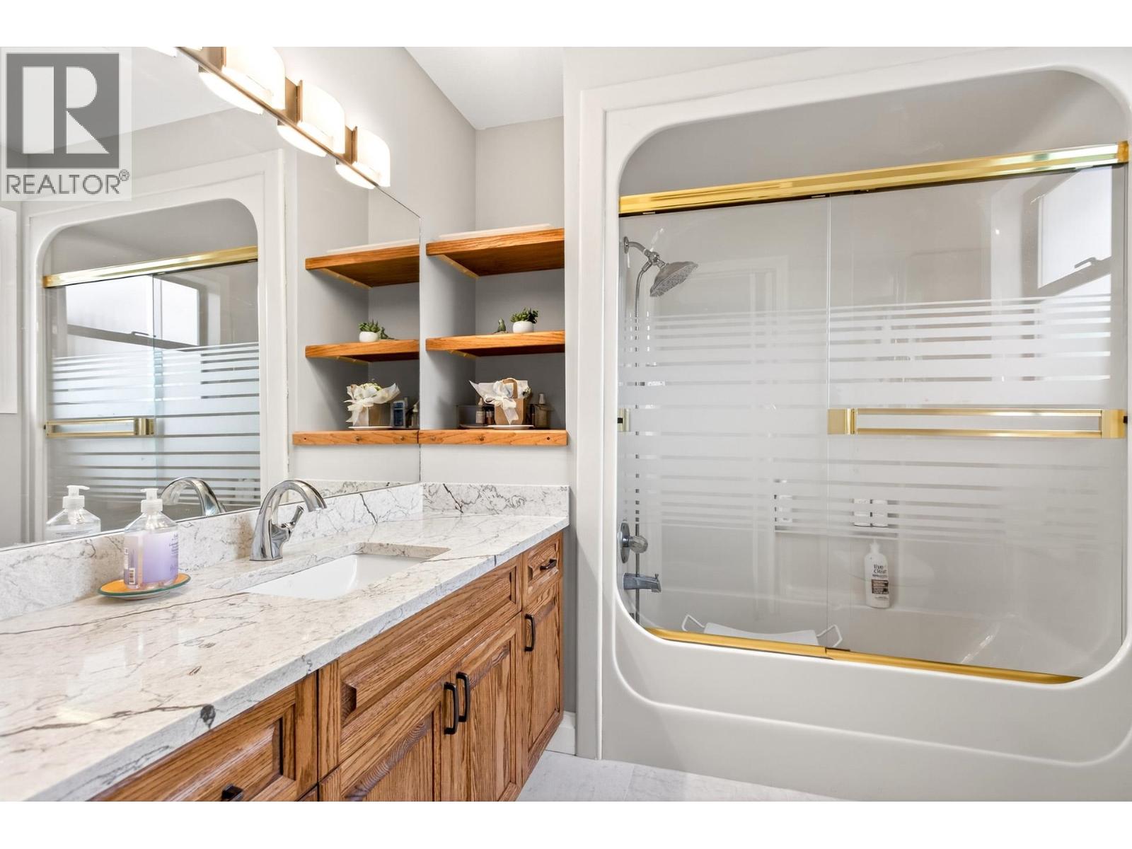 2572 Fuchsia Place, Coquitlam, British Columbia  V3E 2M8 - Photo 21 - R3125571