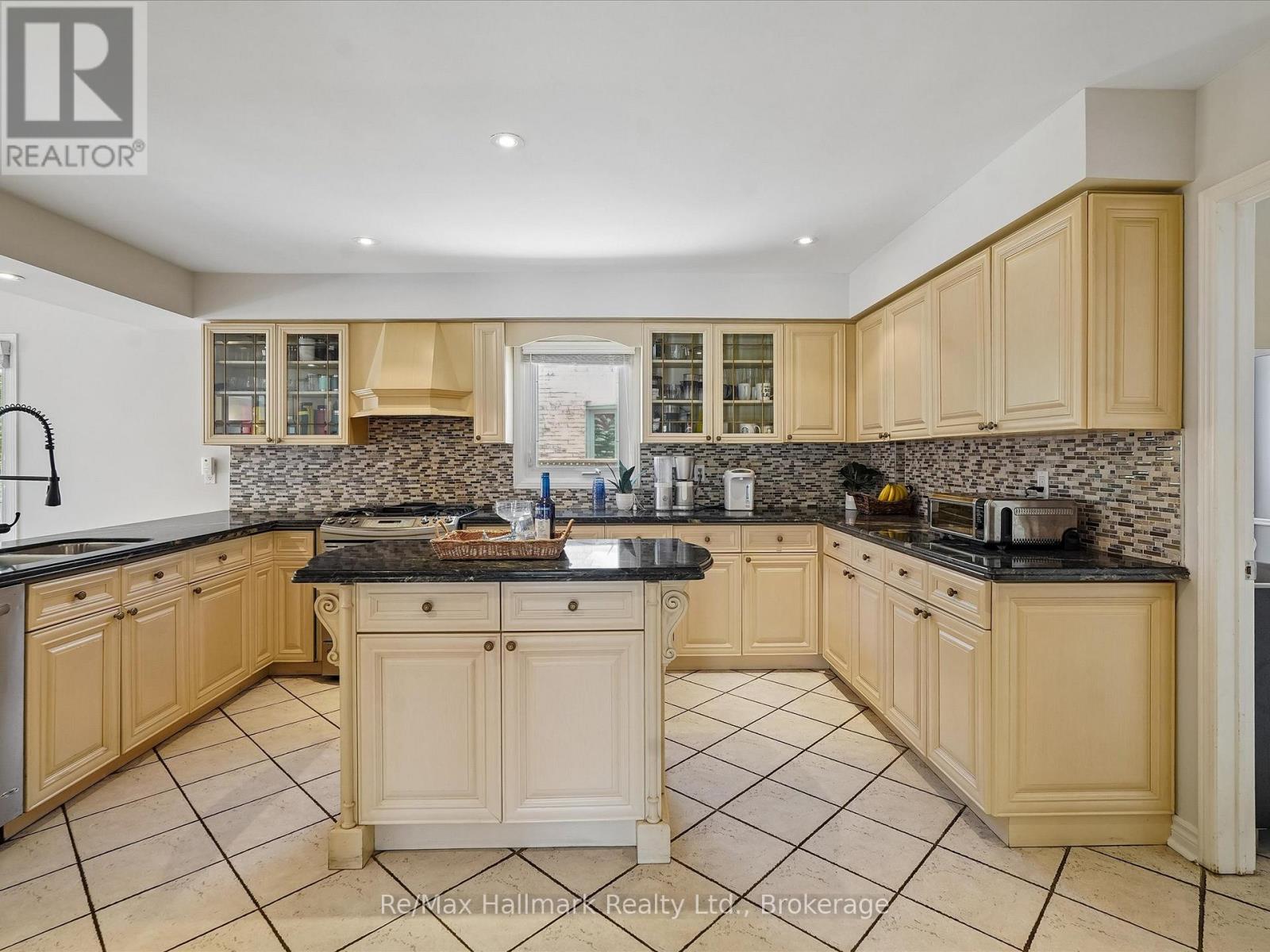 560 Chillingham Crescent, Oakville, Ontario  L6J 2P2 - Photo 14 - W13149818