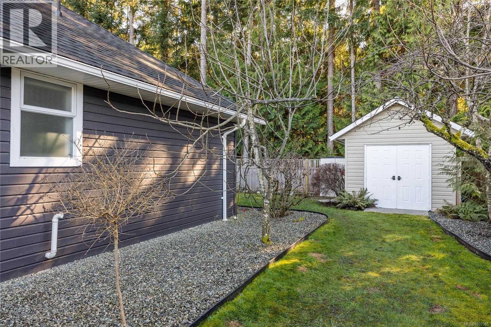 745 Redwood Dr, Qualicum Beach, British Columbia  V9K 2J2 - Photo 17 - 1037386