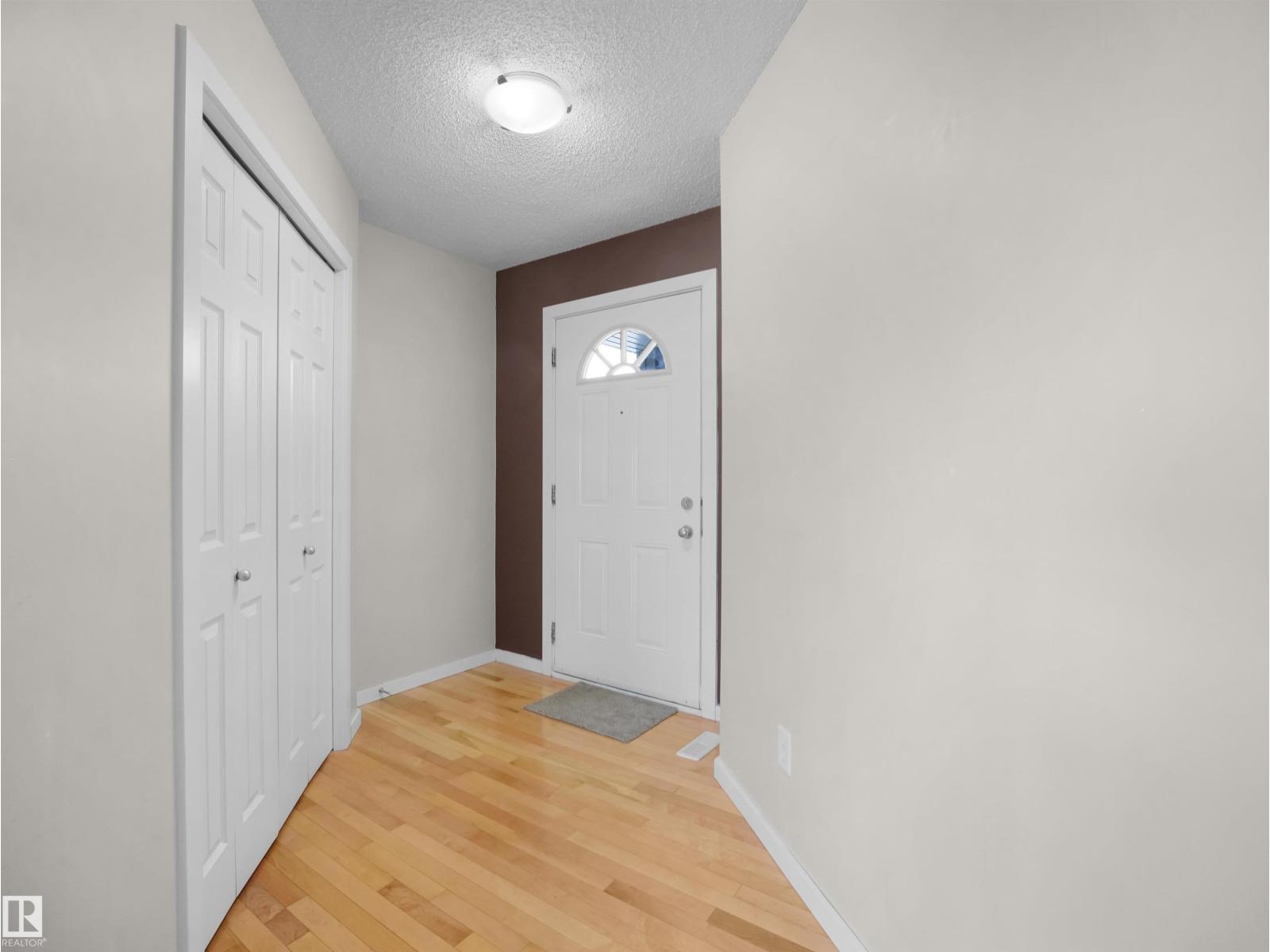 3428 28 St Nw, Edmonton, Alberta  T6T 2A5 - Photo 4 - E4488782