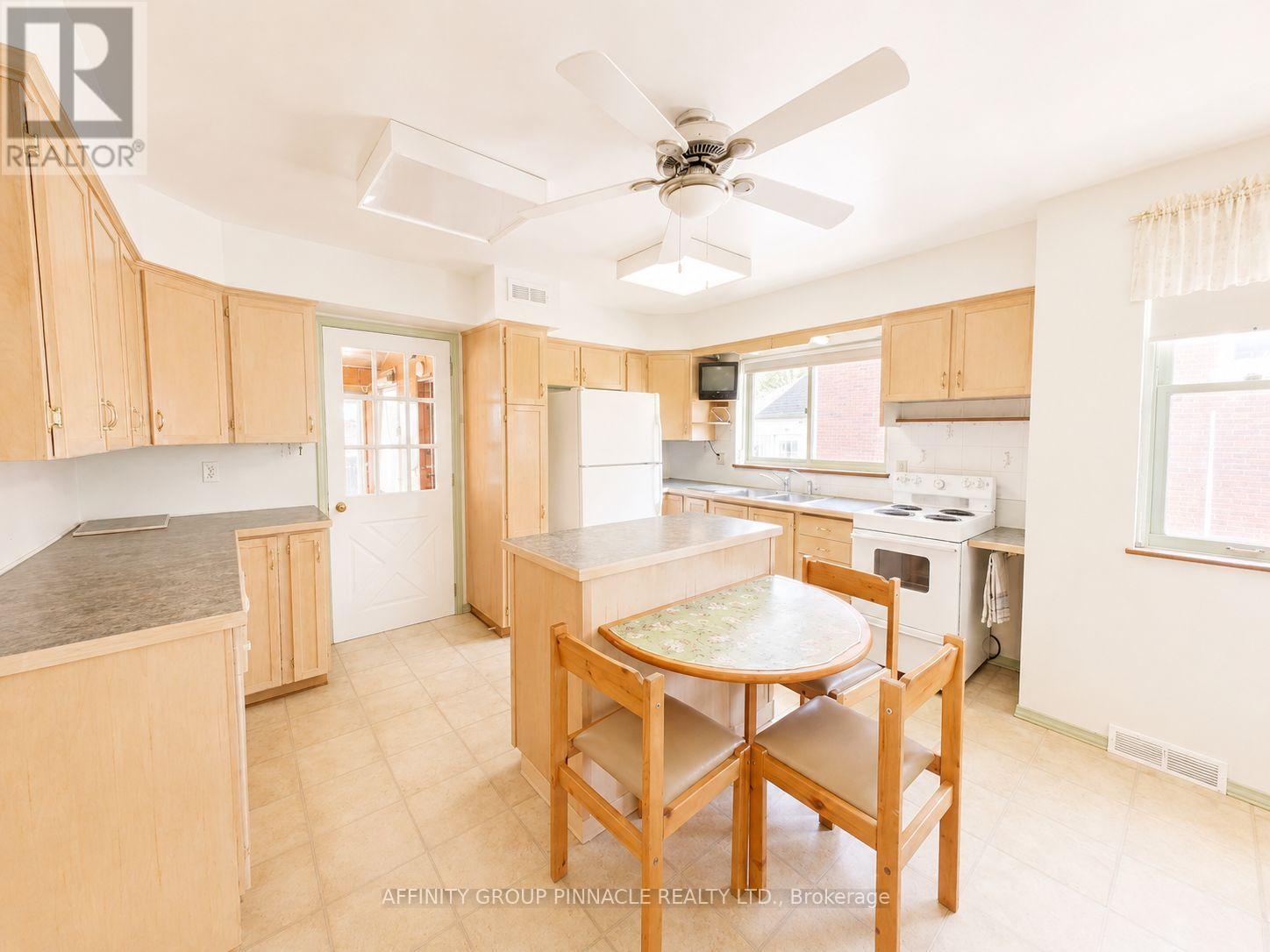 94 Glenelg Street W, Kawartha Lakes, Ontario  K9V 2V9 - Photo 12 - X13149878