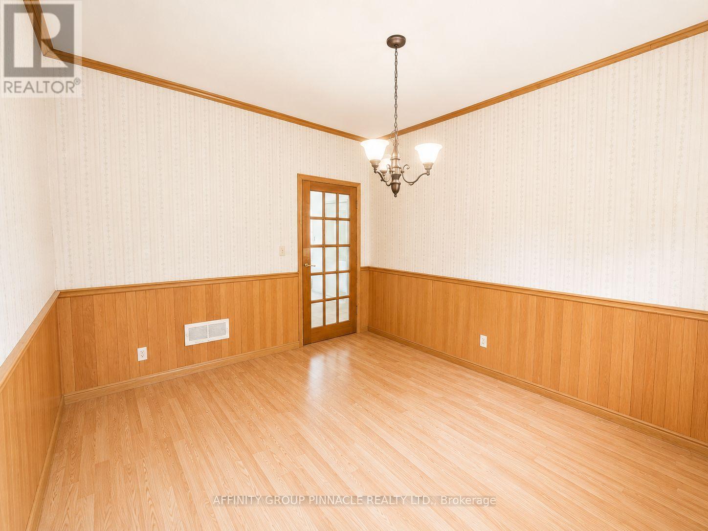 94 Glenelg Street W, Kawartha Lakes, Ontario  K9V 2V9 - Photo 15 - X13149878