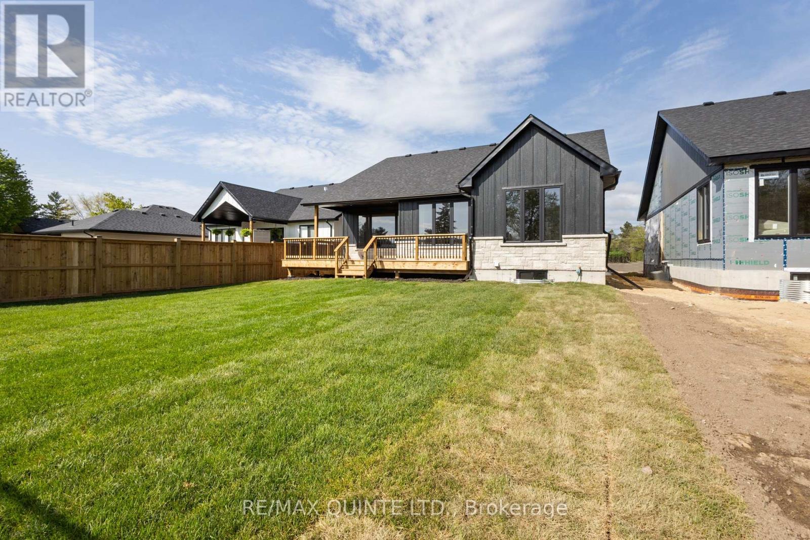 8 Deerview Drive, Quinte West, Ontario  K8V 0L8 - Photo 6 - X13150244