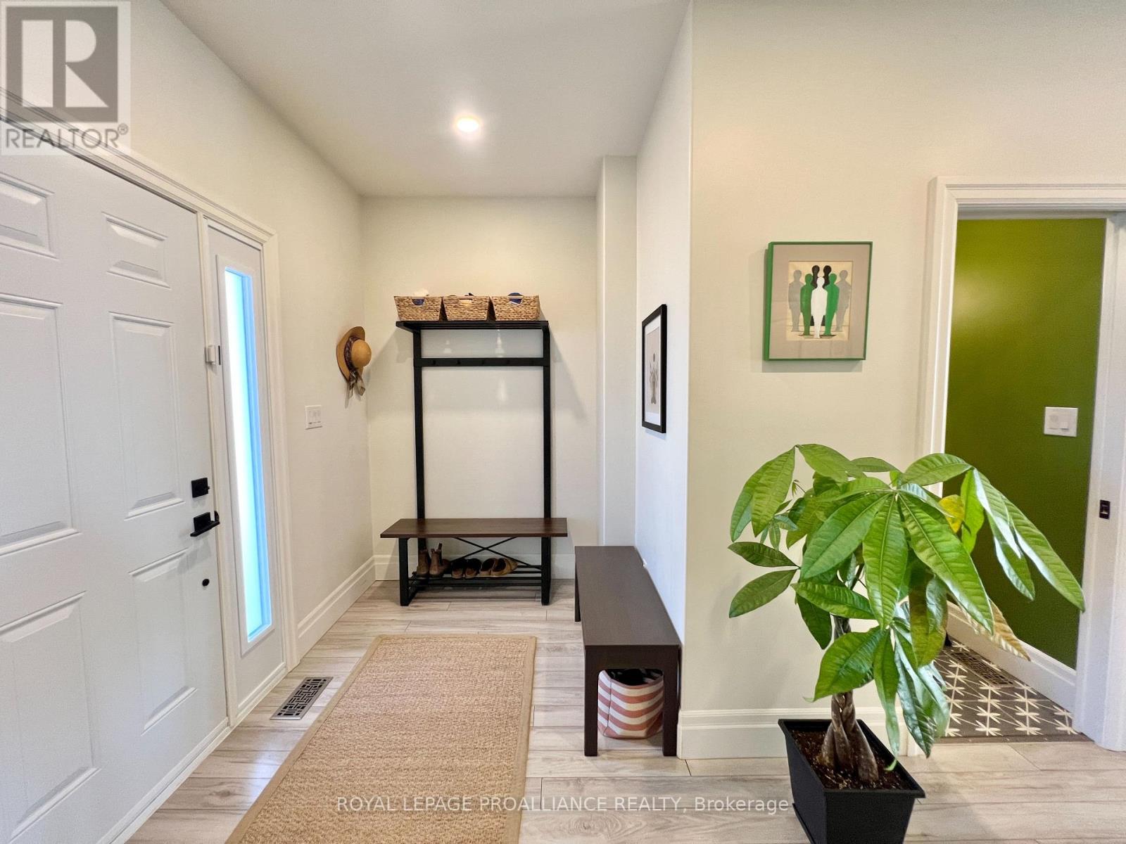 26 Curtis Street, Prince Edward County, Ontario  K0K 2T0 - Photo 3 - X13150318