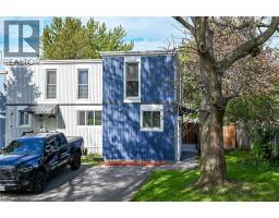 25 BRITTEN Close Unit# A17, Hamilton, Ontario