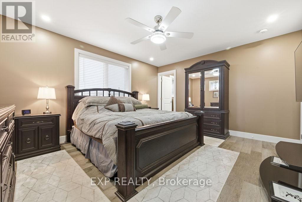 20 Riverdale Street, Whitewater Region, Ontario  K0J 2L0 - Photo 24 - X12902334