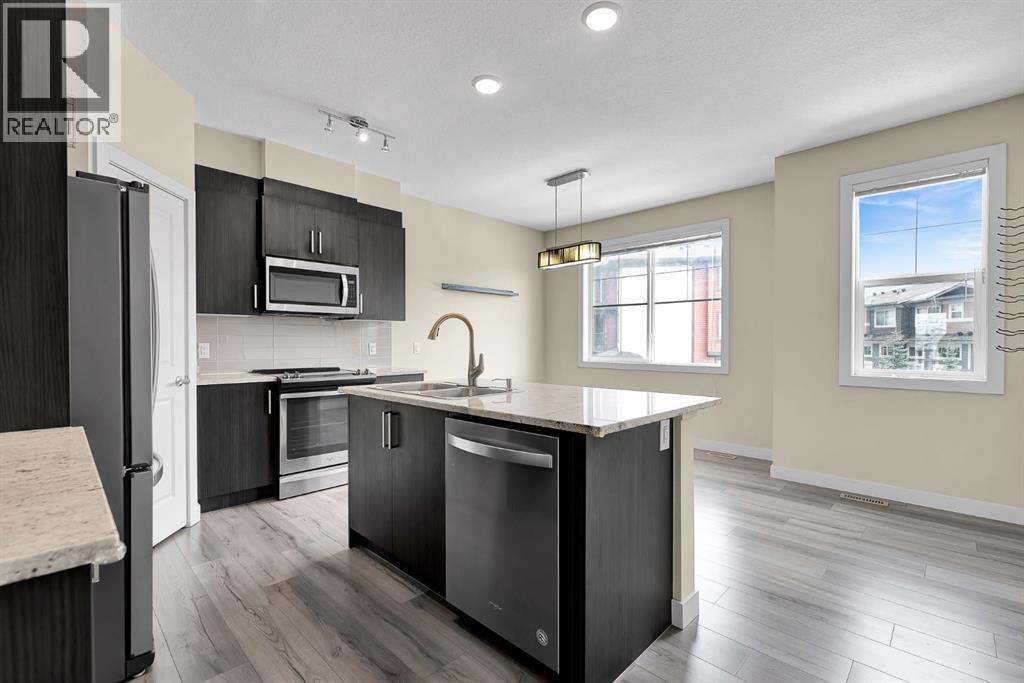 249 Sage Hill Grove NW, Calgary, Alberta T3R 0Z8 - Photo 3 - A2311587