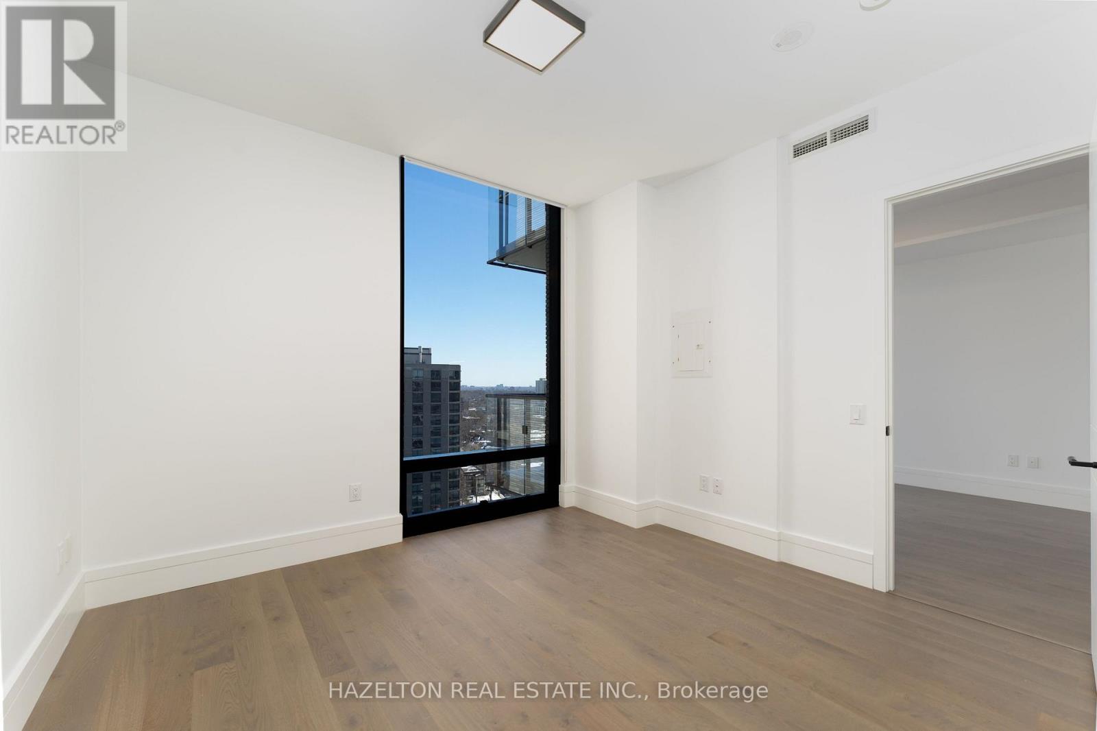 1505 - 215 Lonsdale Route, Toronto, Ontario  M4V 0B4 - Photo 4 - C13150512