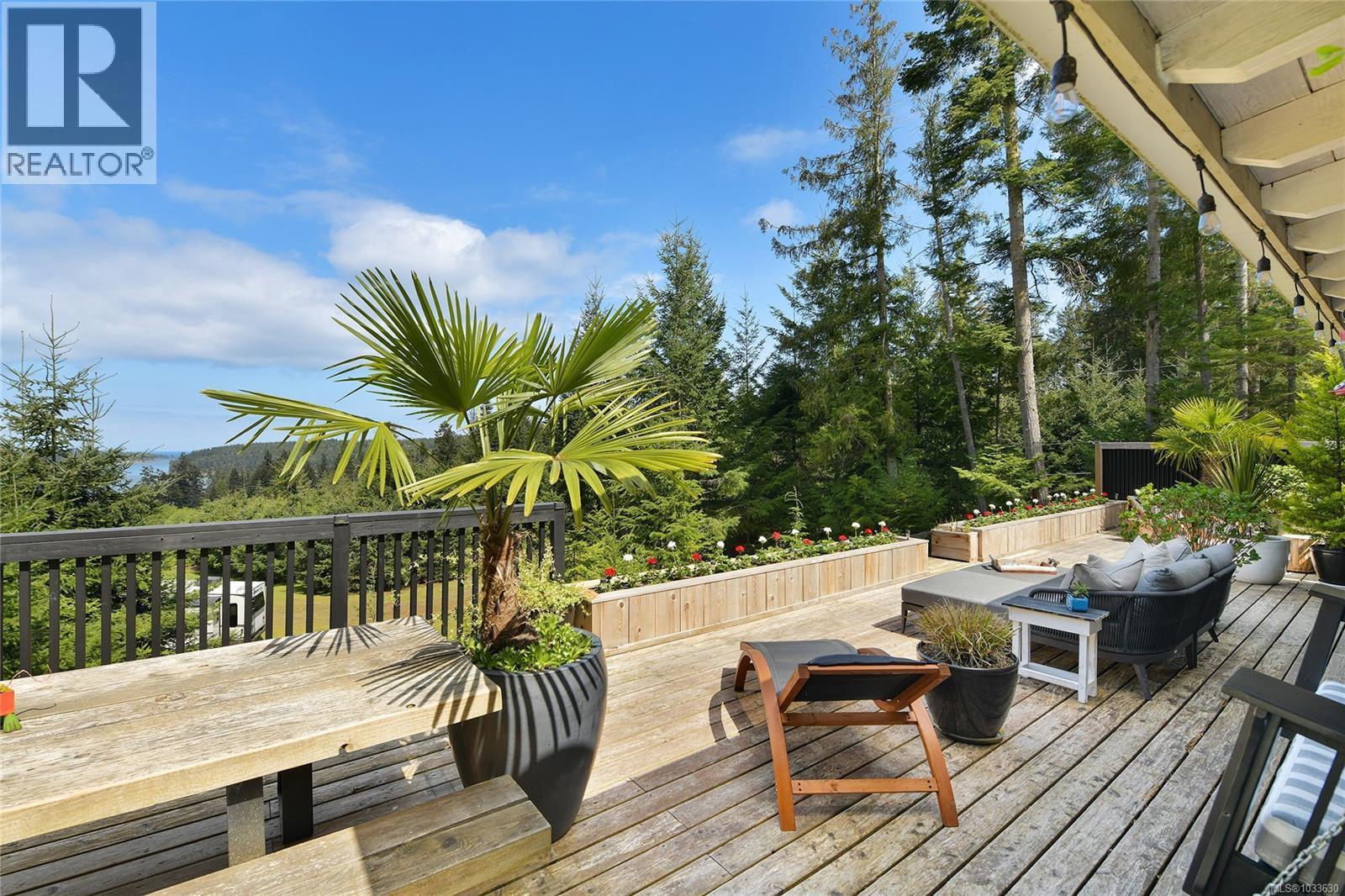 430 Mckercher Rd, Mayne Island, British Columbia