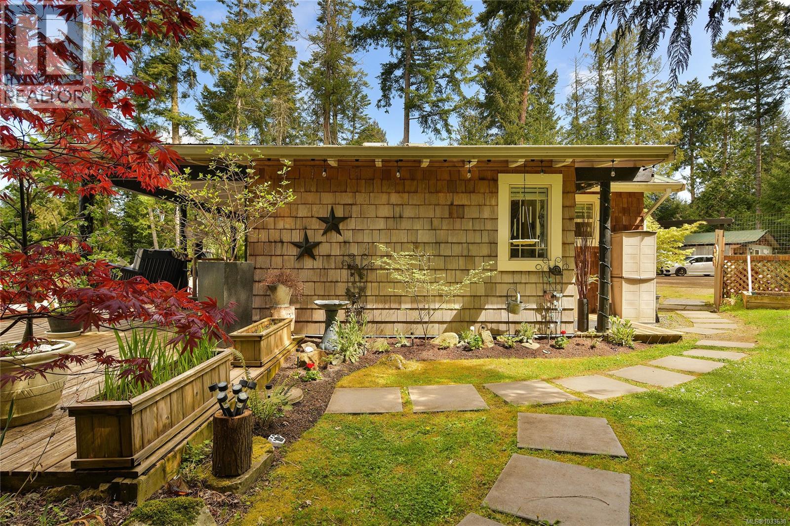 430 Mckercher Rd, Mayne Island, British Columbia  V0N 2J2 - Photo 8 - 1033630