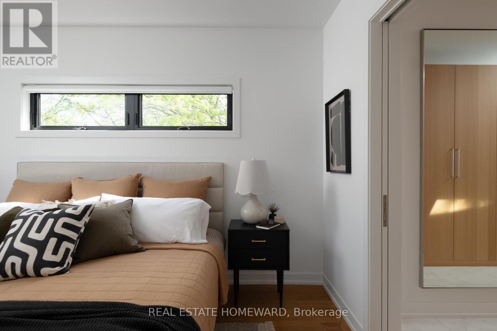 204 Bain Avenue, Toronto, Ontario  M4K 1G1 - Photo 17 - E13150458