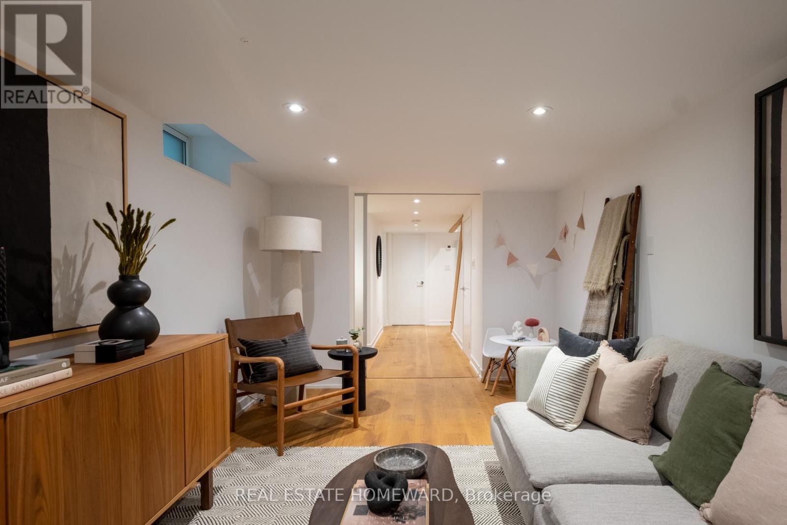 204 Bain Avenue, Toronto, Ontario  M4K 1G1 - Photo 34 - E13150458