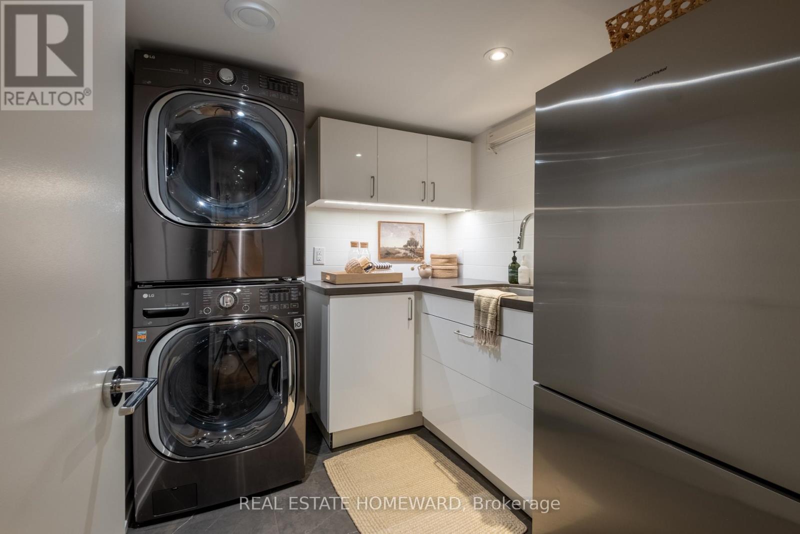 204 Bain Avenue, Toronto, Ontario  M4K 1G1 - Photo 38 - E13150458