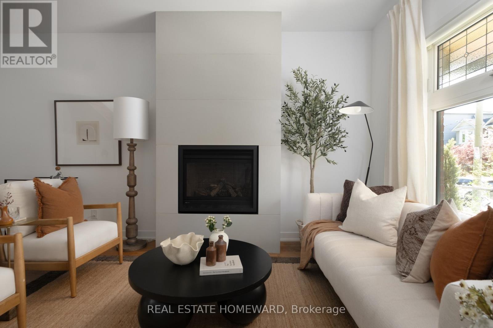 204 Bain Avenue, Toronto, Ontario  M4K 1G1 - Photo 6 - E13150458