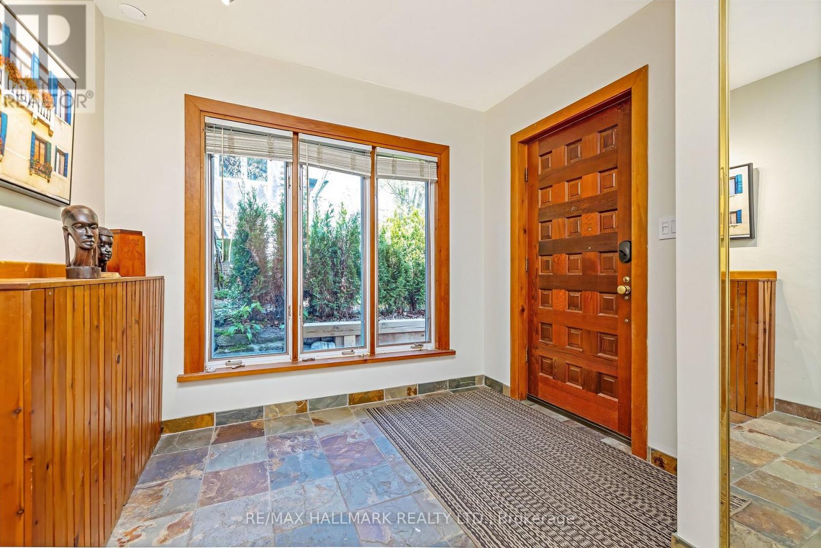 56 Kingswood Road, Toronto, Ontario  M4E 3N5 - Photo 4 - E13150482