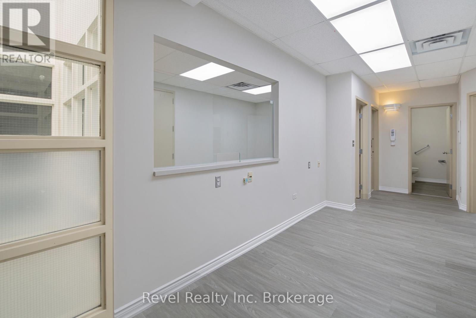 402 - 111 Main Street W, North Bay, Ontario P1B 2T6 - Photo 5 - X13150530
