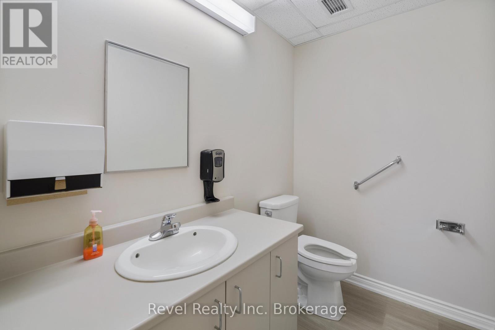 402 - 111 Main Street W, North Bay, Ontario P1B 2T6 - Photo 8 - X13150530