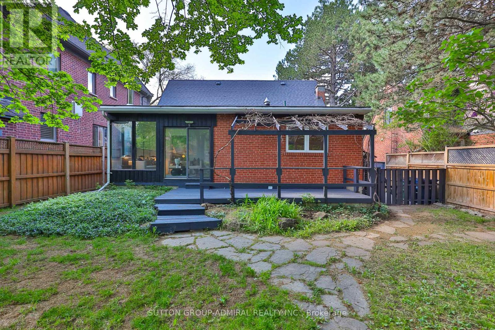 81 Yorkview Drive, Toronto, Ontario  M2R 1J9 - Photo 44 - C13149062