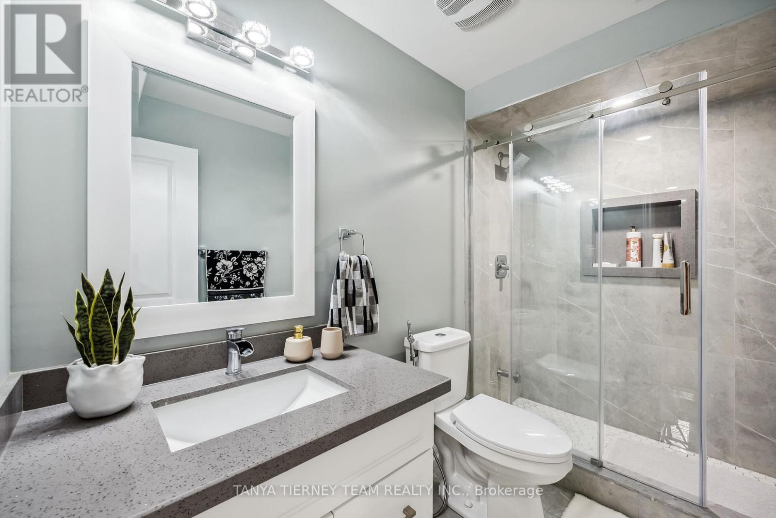 165 Rivers Edge Place, Whitby, Ontario  L1R 0G4 - Photo 35 - E13148498