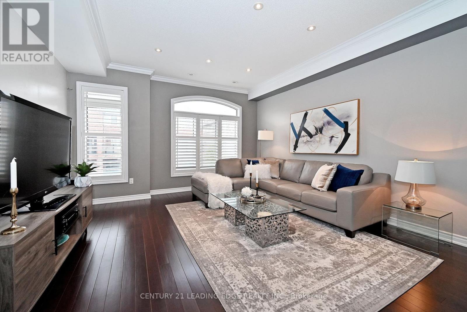 13 BEEHIVE LANE, Markham, Ontario