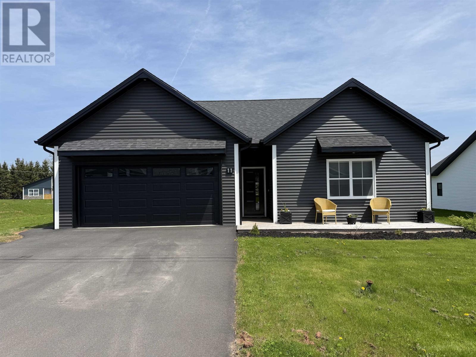 11 Brooklyn Avenue, Charlottetown, Prince Edward Island  C1E 3S3 - Photo 1 - 202611263