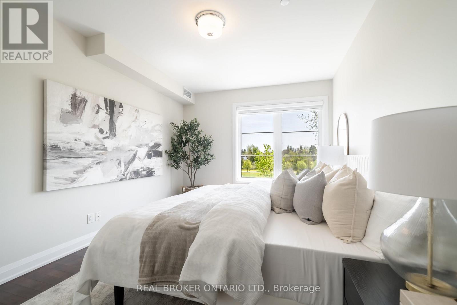 205 - 7 Bond Crescent, Richmond Hill, Ontario  L4E 1E6 - Photo 17 - N13150508