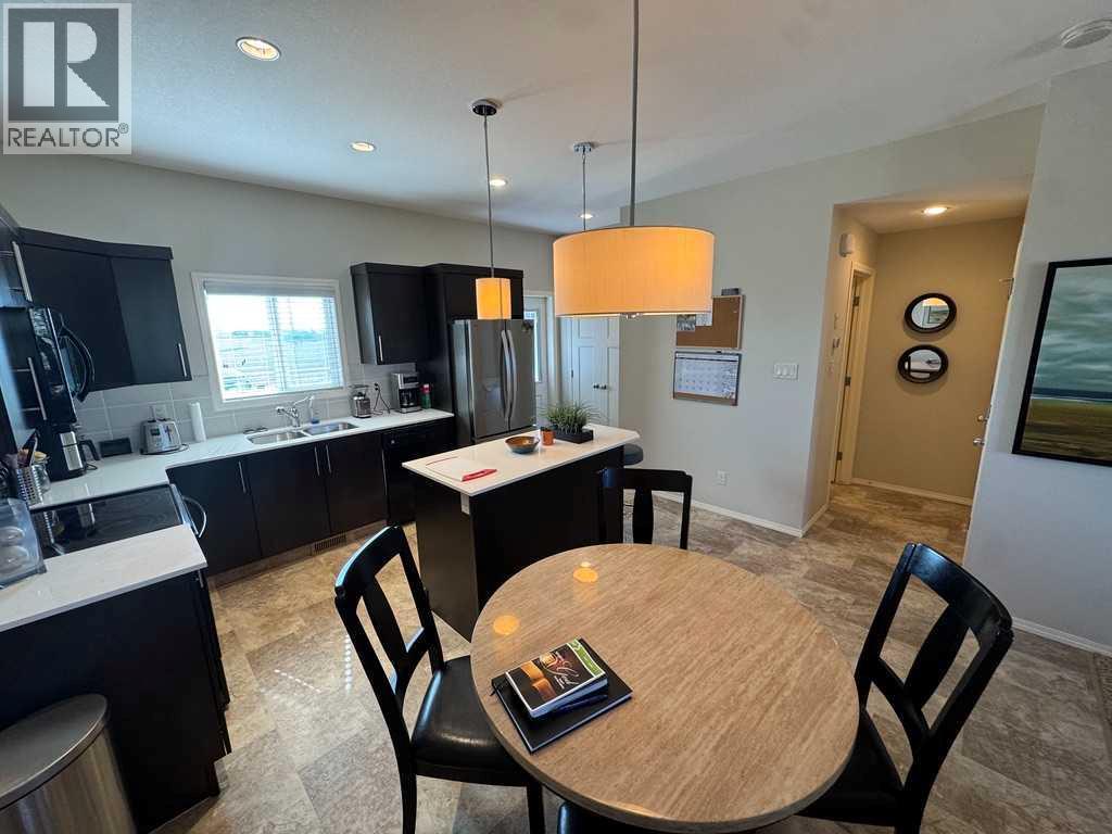 183 Lynx Road N, Lethbridge, Alberta  T1H 6Z5 - Photo 4 - A2311641