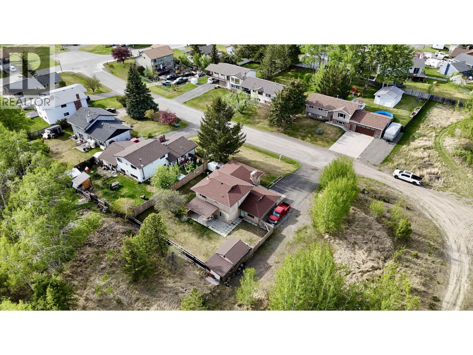 808 Marks Drive, 100 Mile House, British Columbia  V0K 2E0 - Photo 23 - R3080306