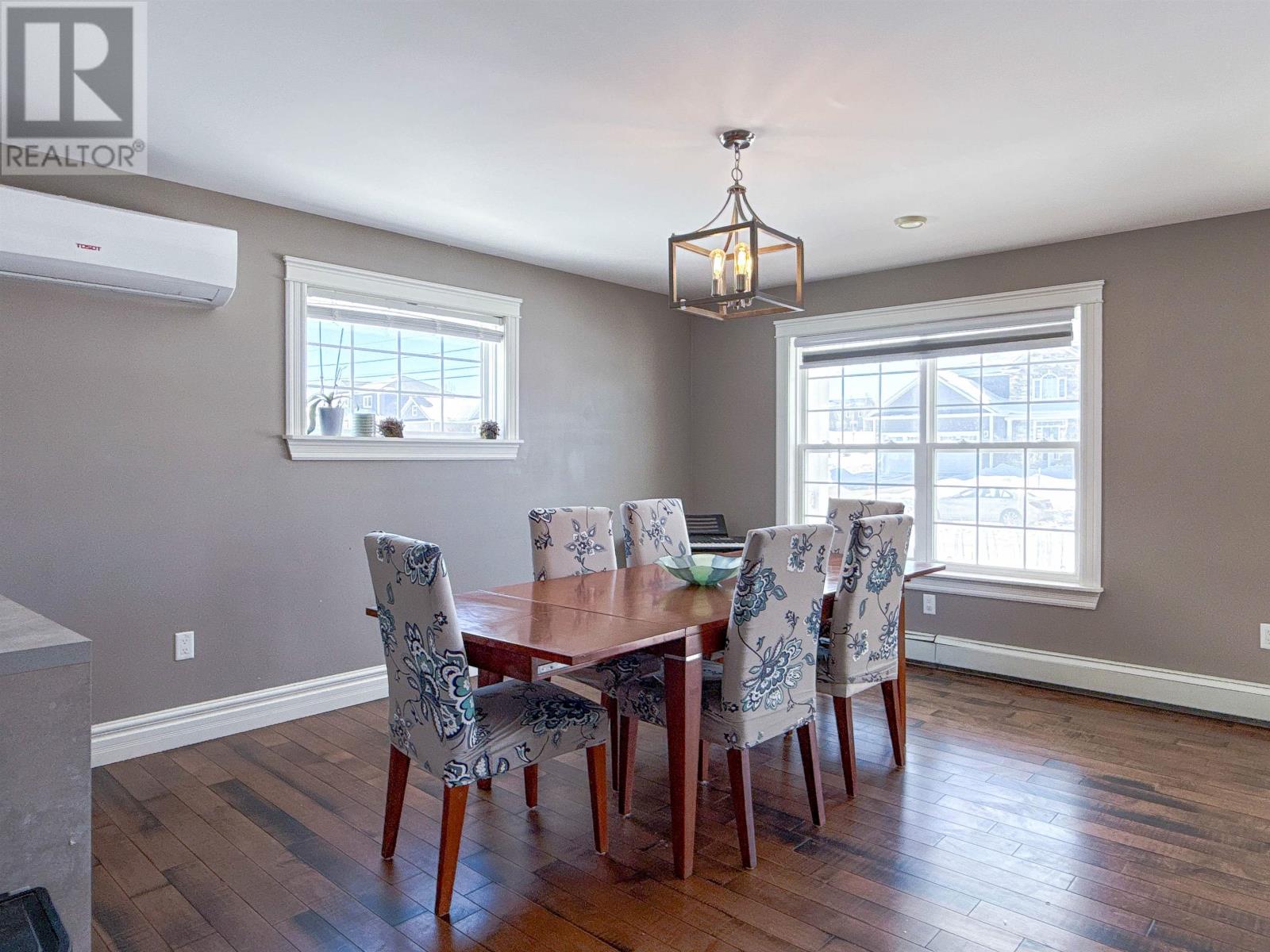 58 St. George Crescent, Stratford, Prince Edward Island  C1B 3X2 - Photo 5 - 202611518