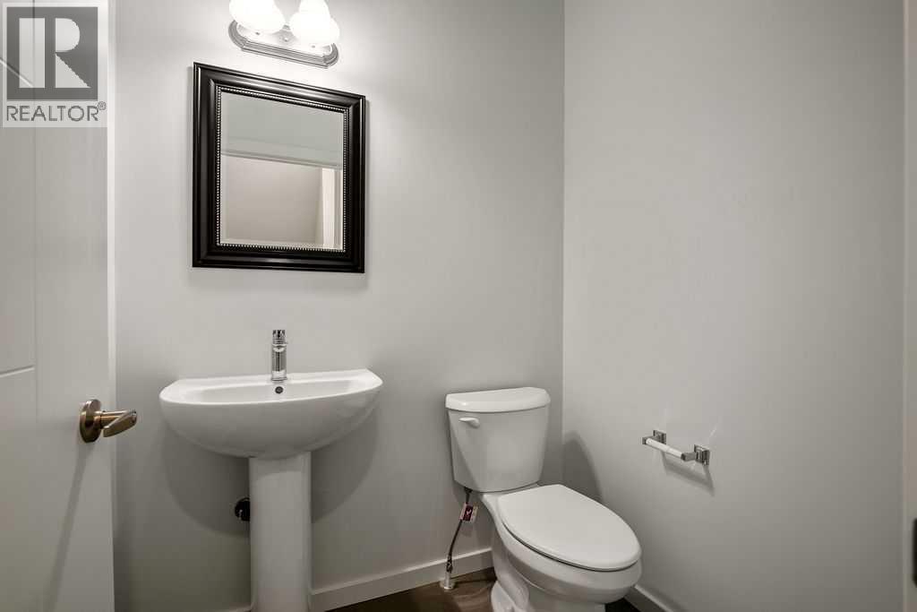 409 Strathcona Circle, Strathmore, Alberta  T1P 0B1 - Photo 11 - A2292647