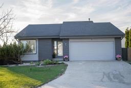 2 Torrington Road, Winnipeg, Manitoba