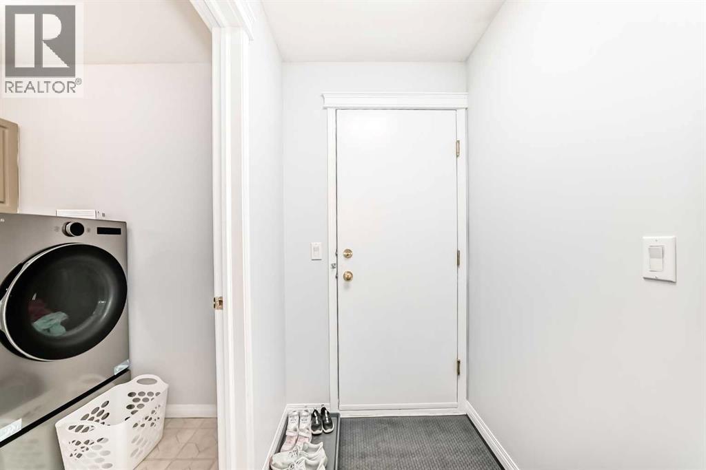 3263 Signal Hill Drive SW, Calgary, Alberta  T3H 3T7 - Photo 39 - A2307606