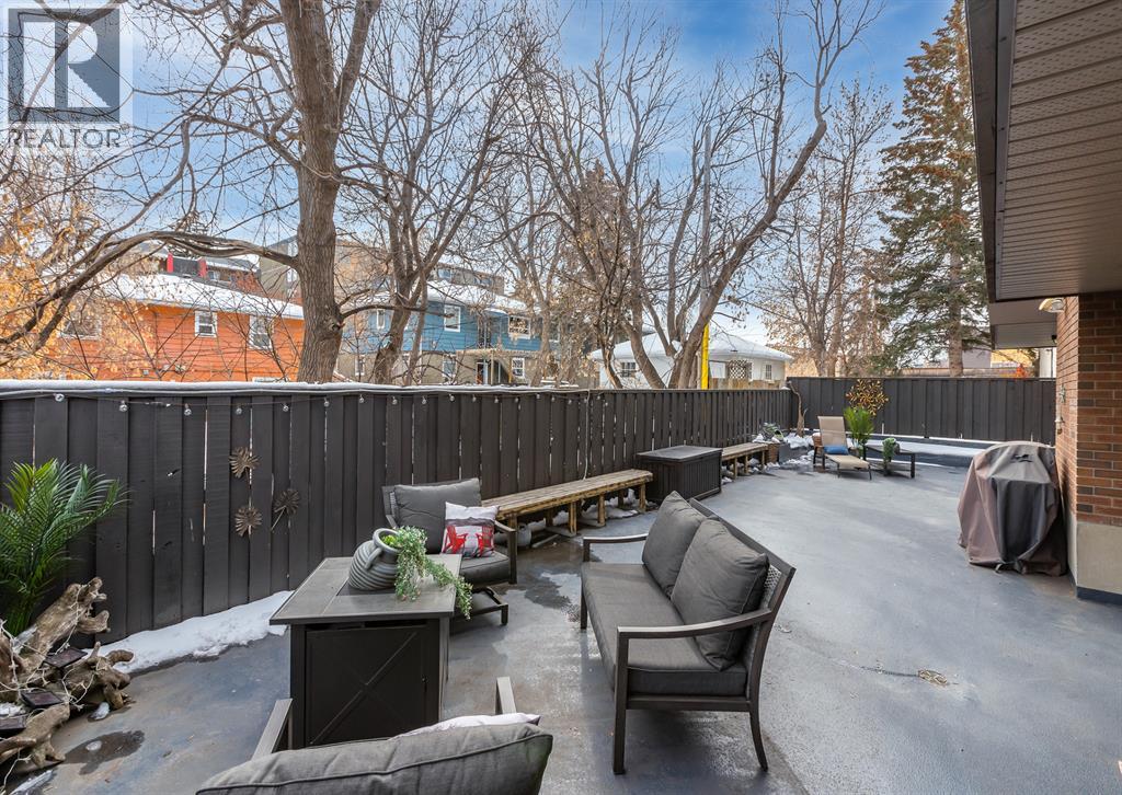 1, 2208 17A Street SW, Calgary, Alberta