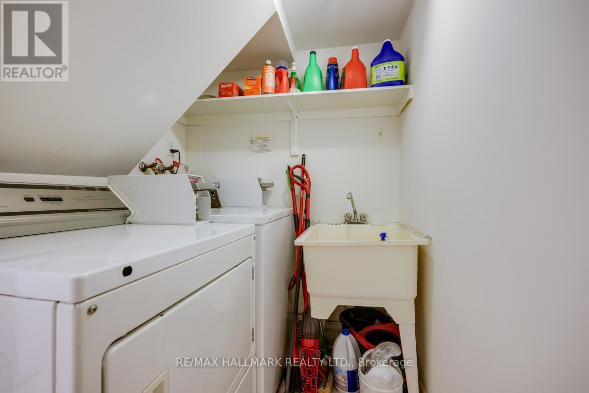 2a - 483 Parkside Drive, Toronto, Ontario  M6R 2Z9 - Photo 18 - W13150470