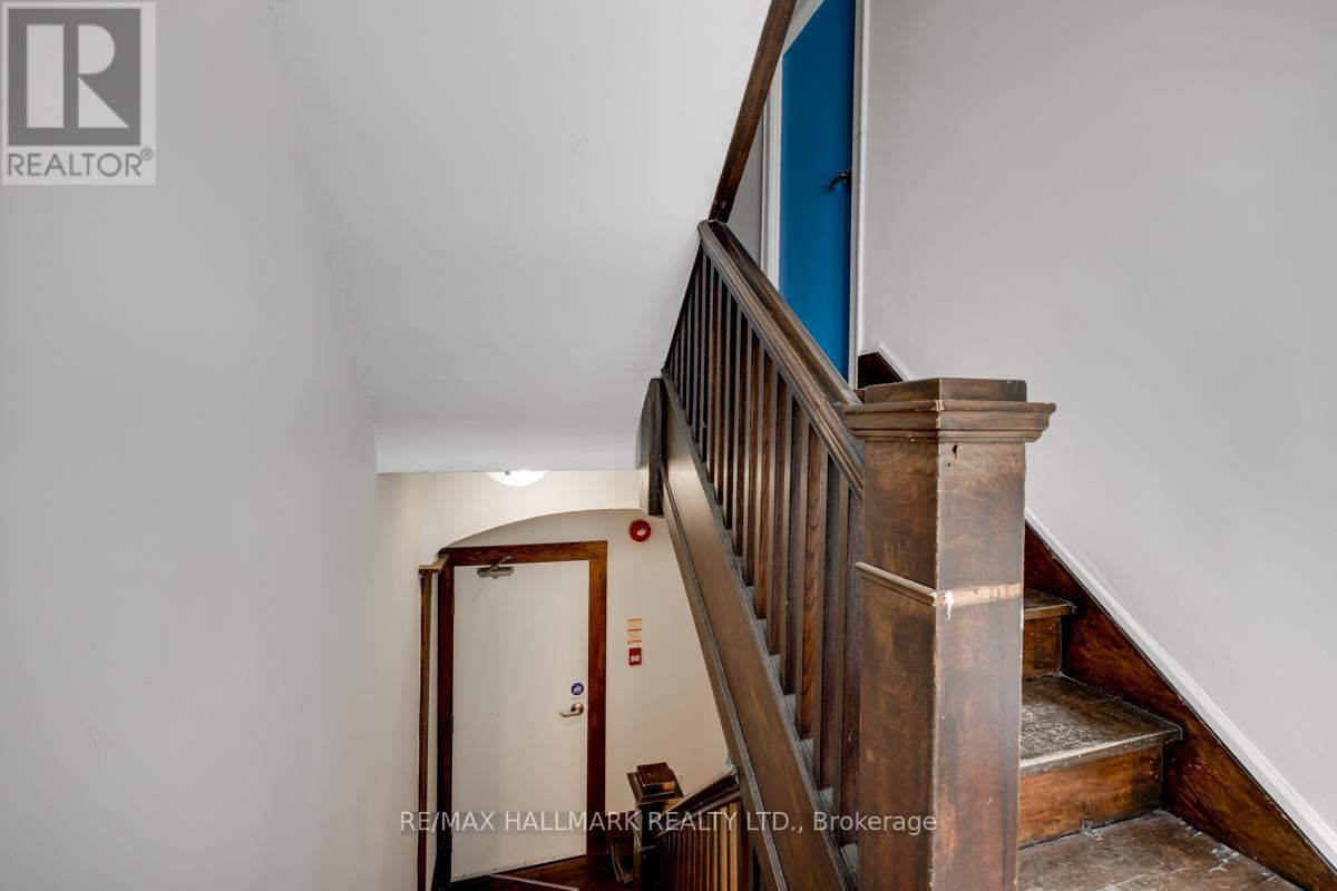 2a - 483 Parkside Drive, Toronto, Ontario  M6R 2Z9 - Photo 20 - W13150470