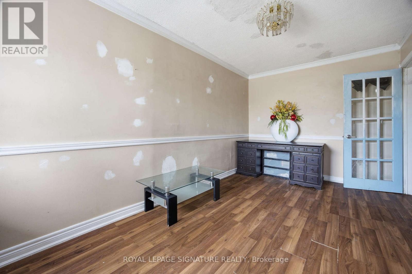 69 Nickle Street, Toronto, Ontario  M6M 2H7 - Photo 5 - W13150510