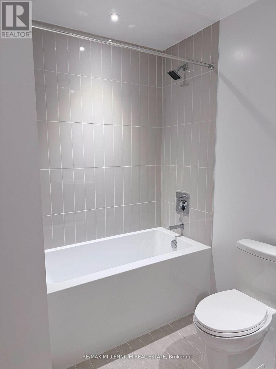 5901 - 3900 Confederation Parkway, Mississauga, Ontario  L5B 0M3 - Photo 12 - W13150536