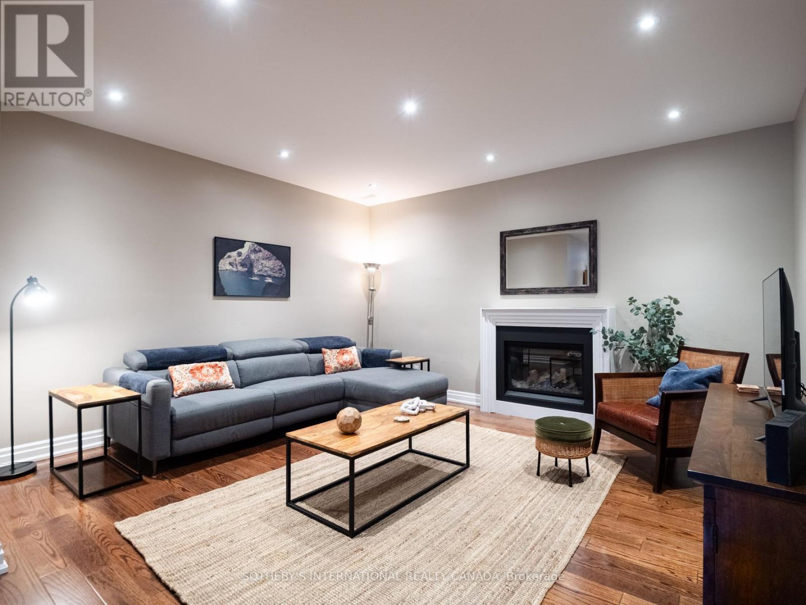 74 Four Oaks Gate, Toronto, Ontario  M4J 2X2 - Photo 31 - E13150488
