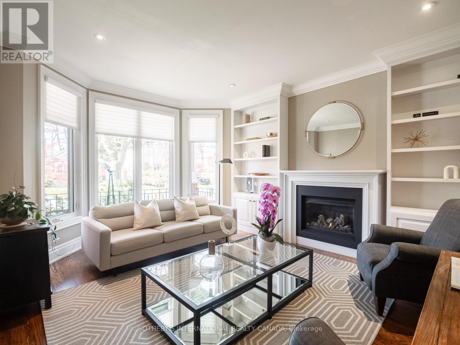 74 Four Oaks Gate, Toronto, Ontario  M4J 2X2 - Photo 6 - E13150488