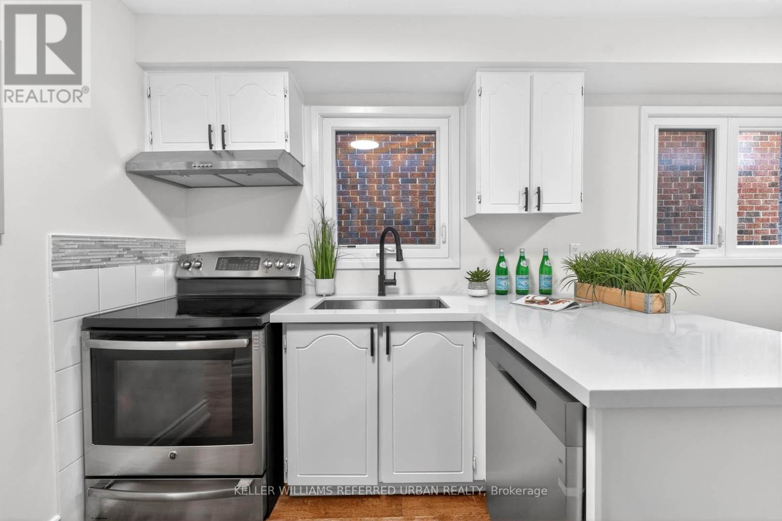 41 Patrice Crescent, Vaughan, Ontario L4J 4Z1 - Photo 6 - N13150158
