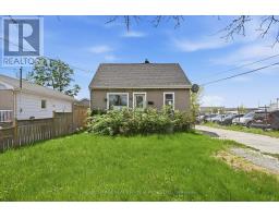 700 RENNIE STREET, Hamilton, Ontario